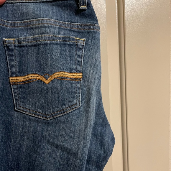 Lucky Brand Jeans - Picture 2 of 7